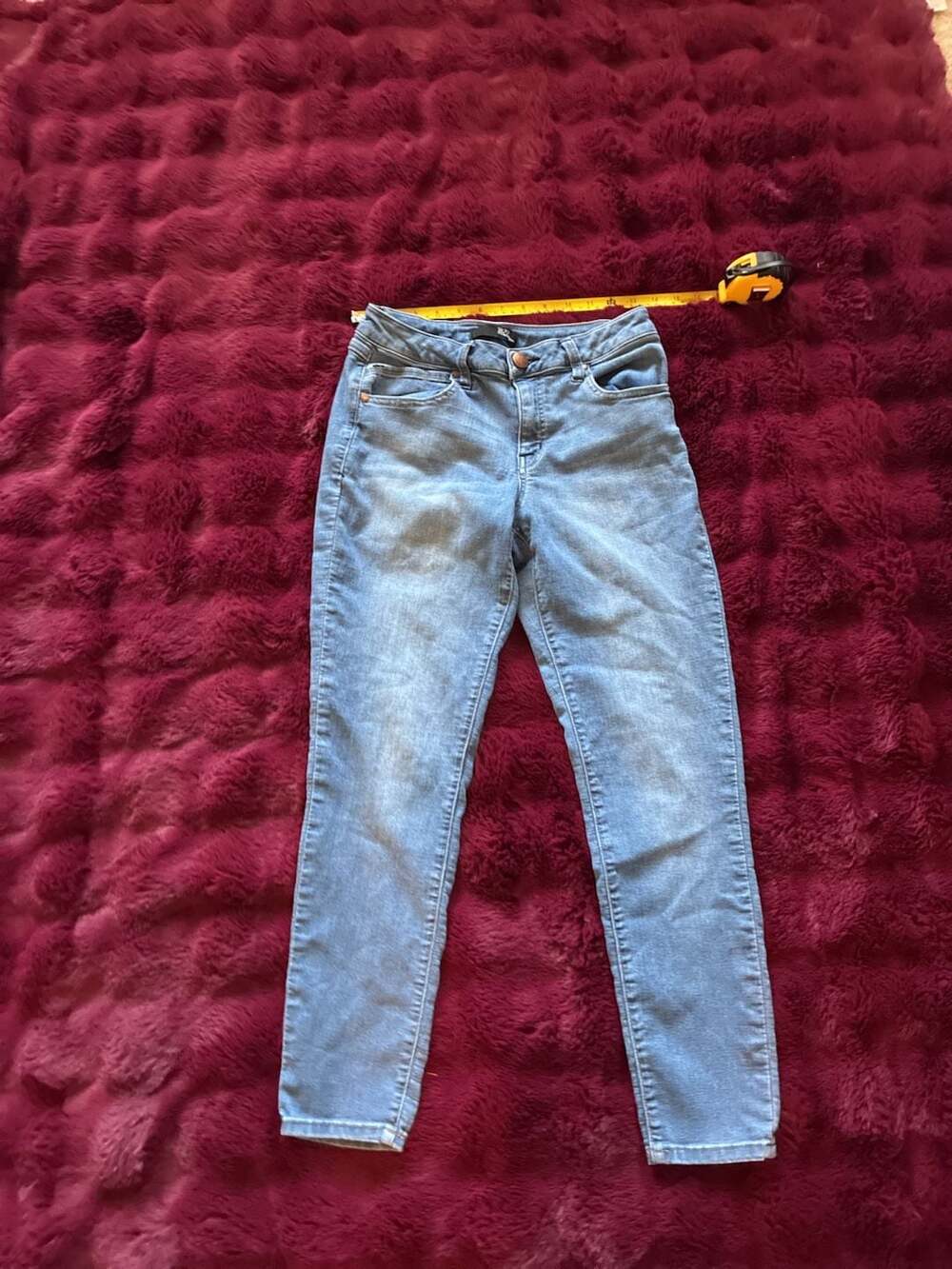1822 Denim Women's Medium Wash Blue Skinny Jeans Sz 8 A688